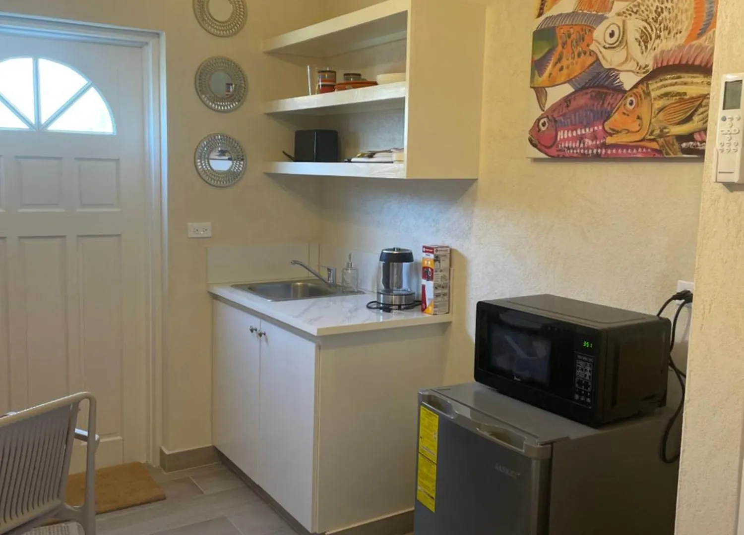 Sunny Smiles Studio Apartment Christ Church